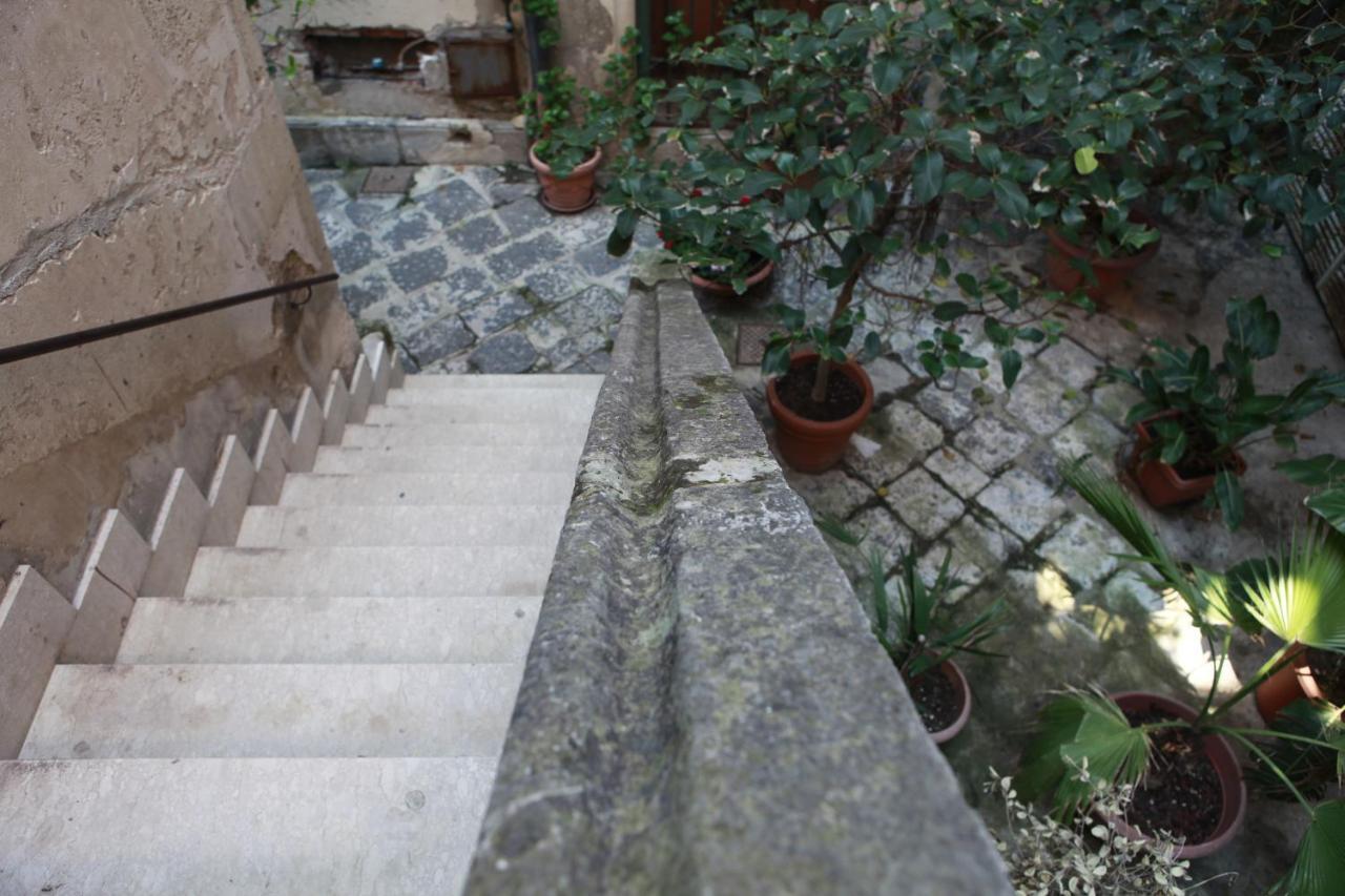 Il Fuoco Di Archimede - Ortigia Apartment Syracuse Exterior photo